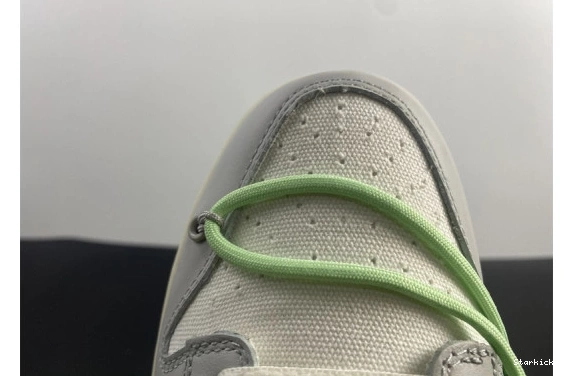 Lot Dunk DM1602-108 O-W 7 Low Nike 0324